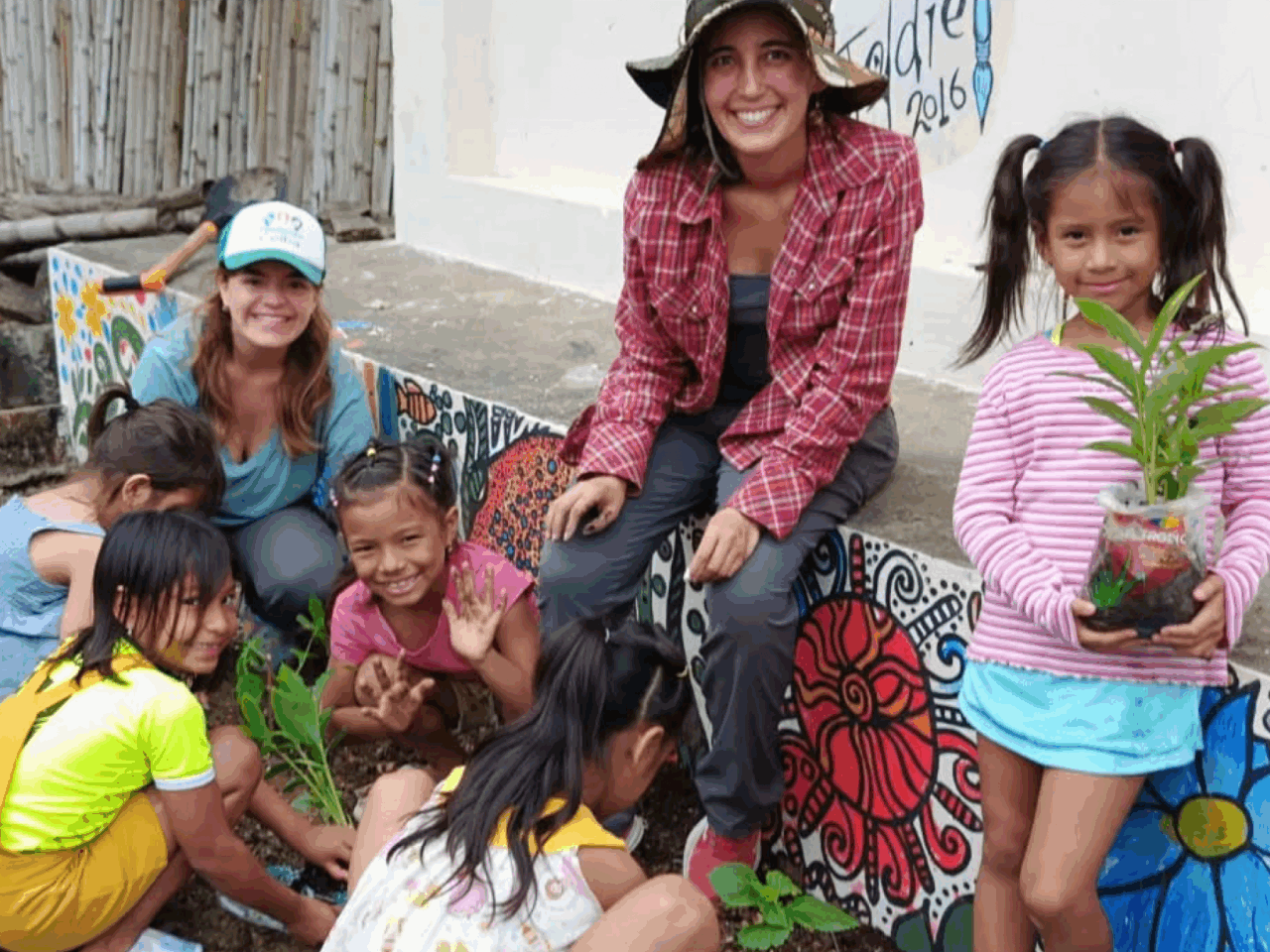 Bird-friendly Planting Project participants, Educador