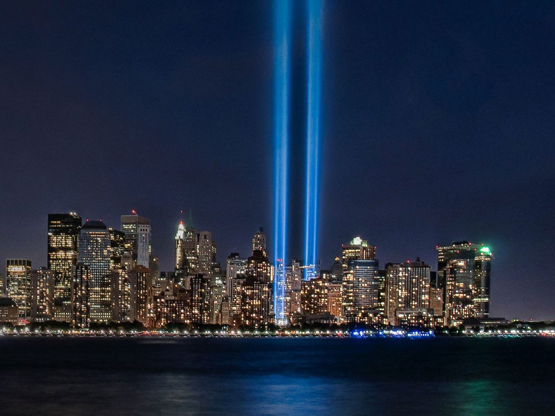 Tribute in Light, Photo by Bob Jagendorf.